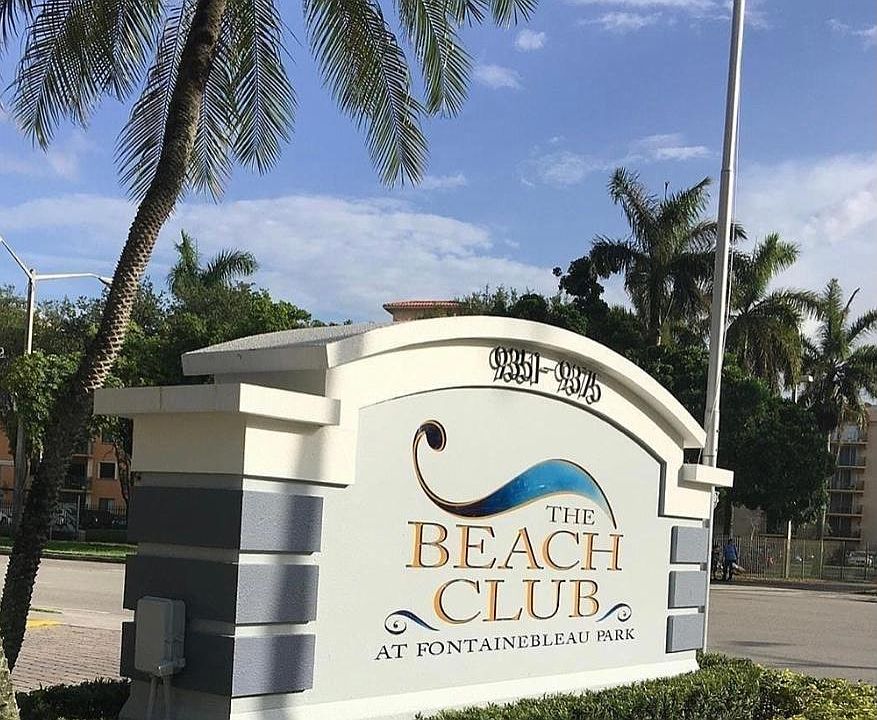 1st image of 9373 Fontainebleau Blvd