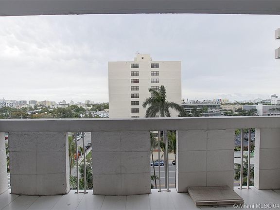4th image of 800 West Ave APT 720