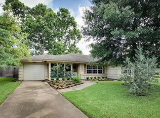 5132 Mimosa Dr, Bellaire, TX 77401