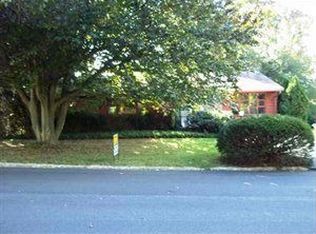 10 Shady Rd, Camp Hill, PA 17011