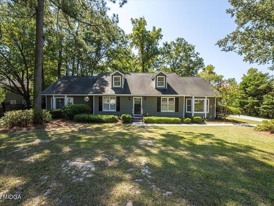 1st image of 724 Silver Springs Dr
