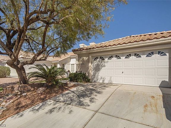 3rd image of 3774 Horseshoe Mesa St