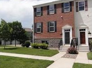 15725 Fox Cir, Apple Valley, MN 55124