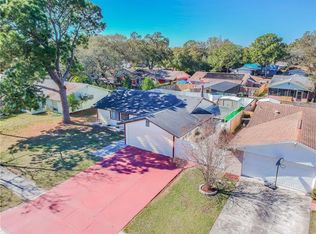 6812 Eden Ln, Tampa, FL 33634