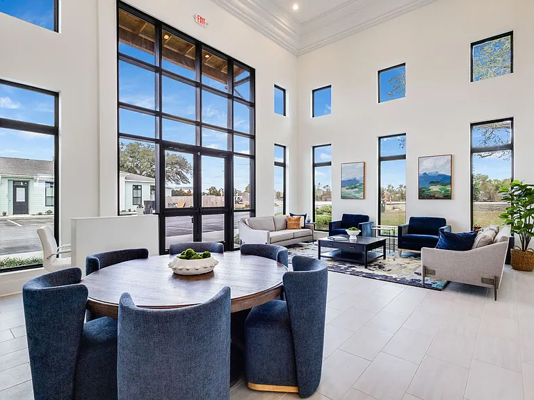 Trinity Villas — Photo 30
