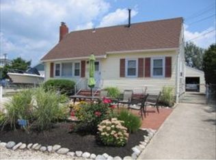 19 W 13th St, Brant Beach, NJ 08008