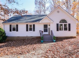 1986 Cook Rd, Powhatan, VA 23139