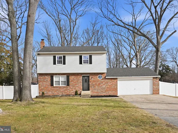 229 Beachwood Rd, Pasadena, MD 21122