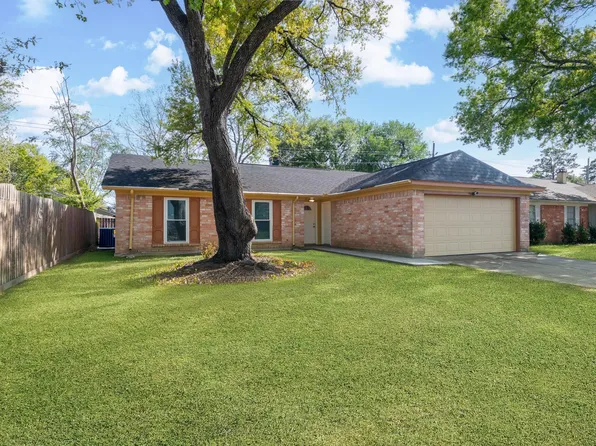 2510 Marble Falls Dr, Spring, TX 77373