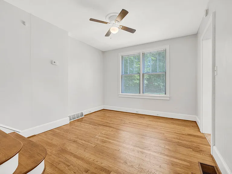 318 Woodrow St #318 — Photo 8