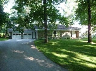 15884 Draco Rd, Stewartstown, PA 17363