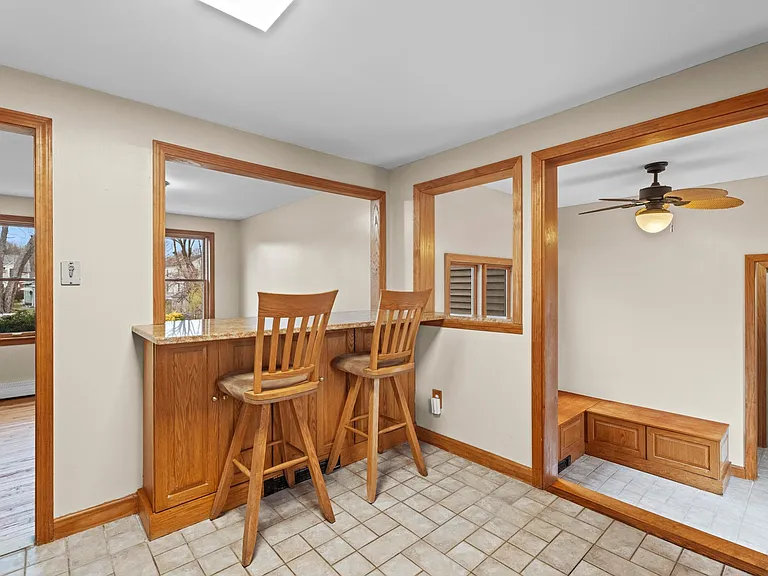 62 Brookside Ave E — Photo 18