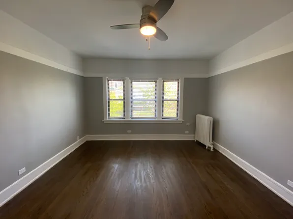 329 W Webster Ave, Chicago, IL 60614