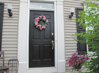 1748 Berkshire Dr, Heath, OH 43056