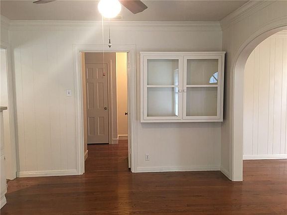 4th image of 3254 Topeka St