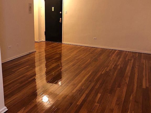 4th image of 14225 Pershing Cres