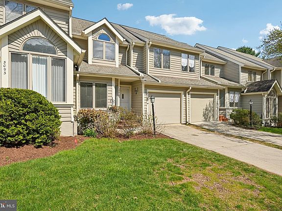 2nd image of 5095 Columbia Rd Unit 16