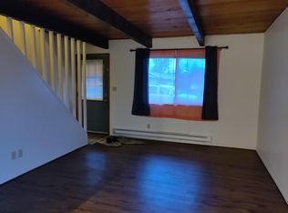 1695 NW Division St APT 4, Corvallis, OR 97330