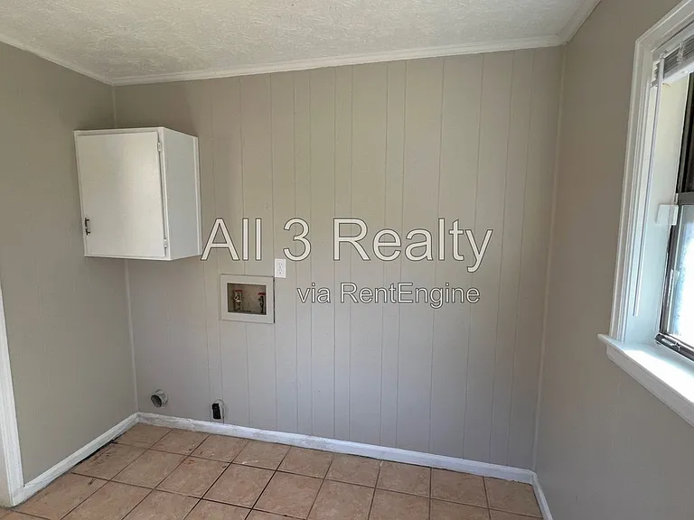 561 Dunbarton Rd — Photo 20