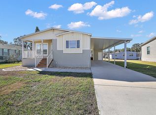 121 Azalea Ln #2011, Leesburg, FL 34788