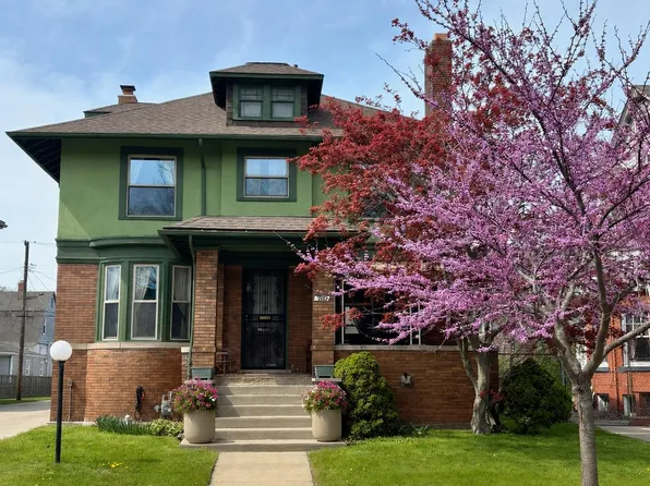 700 Taylor St, Detroit, MI 48202