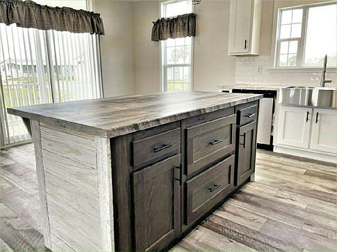 4th image of 10788 SW 32nd Ave #101B