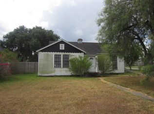 629 W Kleberg Ave, Kingsville, TX 78363