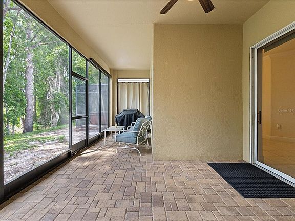 2nd image of 10187 Holly Berry Dr