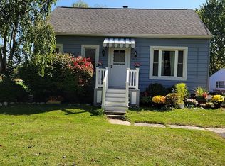 3031 Hopkins Rd, Amherst, NY 14228