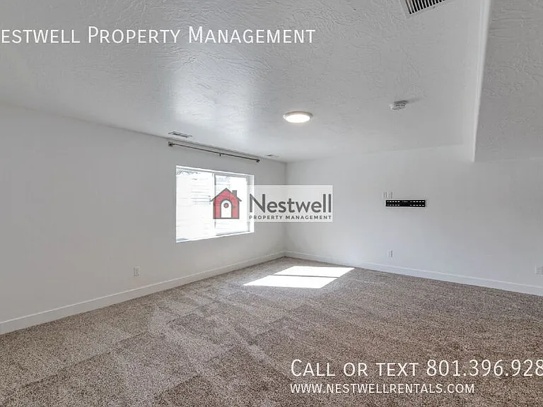 367 N 410 E — Photo 15