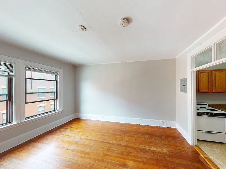 9 Sewall Ave — Photo 81