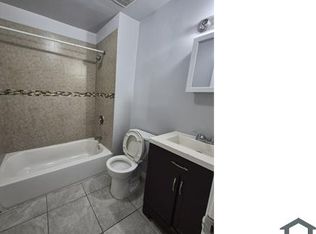 318 S 19th St #1, Newark, NJ