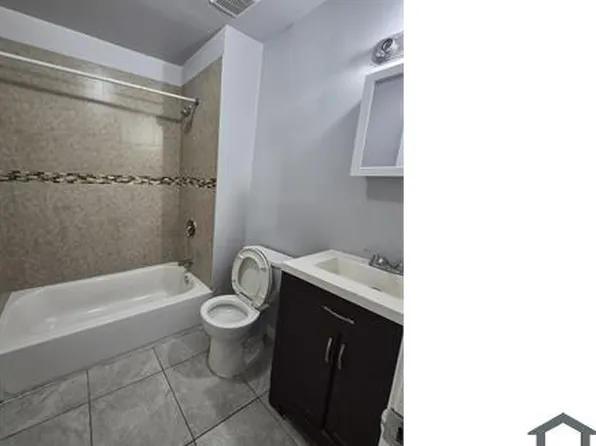 318 S 19th St #1, Newark, NJ 07103