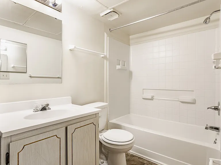 Bavarian Village Apartments — Photo 23