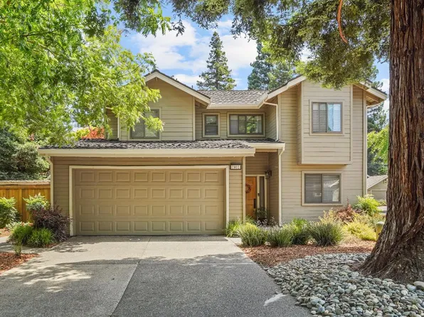1912 University Park Dr, Sacramento, CA 95825
