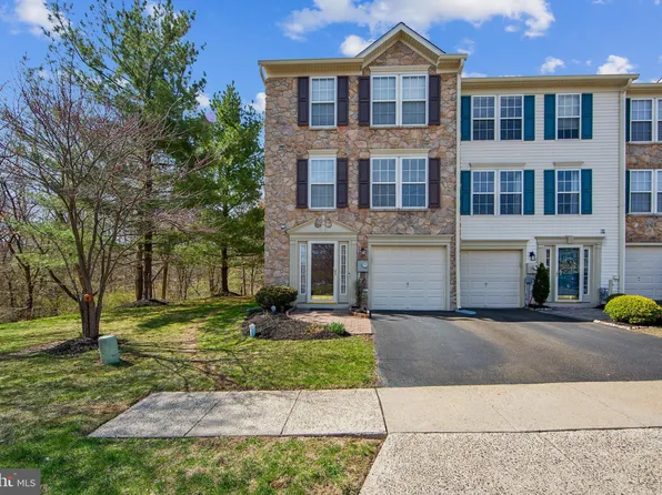 207 Jene Ct, North Wales, PA 19454