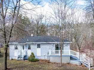 47162 Cambridge Dr, Stanchfield, MN 55080