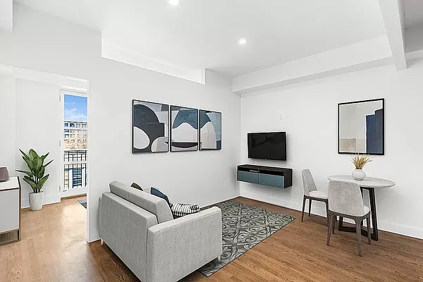 Rented by REAL New York | media 12