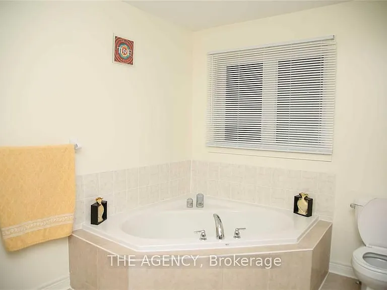 647 Mockridge Ter S — Photo 15