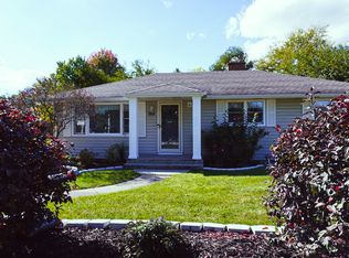 964 Magnolia Ave, Gurnee, IL 60031