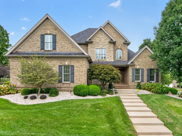 3853 Real Quiet Ln, Lexington, KY 40509