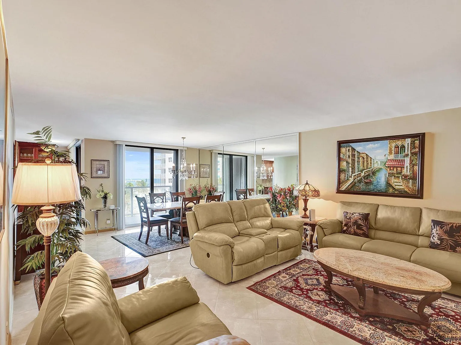 2 bed, 2.0 bath, 1400 sqft, $2,800 — Photo 3
