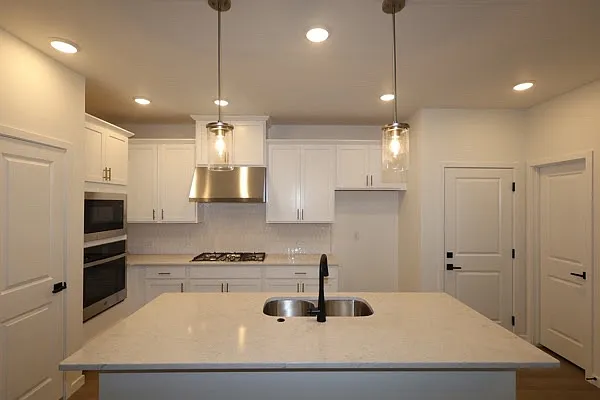 6386 Laud Point — Photo 3