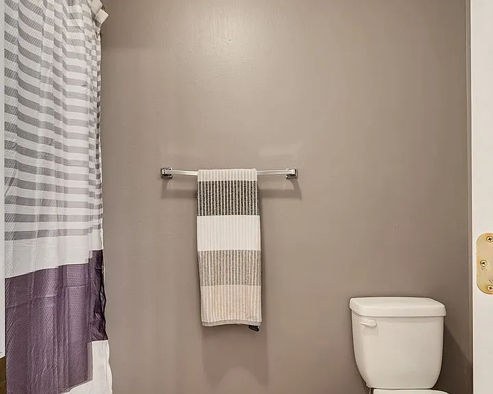304 Florida St — Photo 22