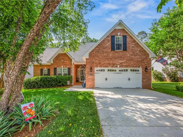 7260 Orchard Path Dr, Clemmons, NC 27012