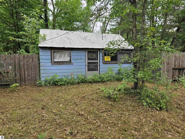 1620 W 6th St, Prescott, MI 48756