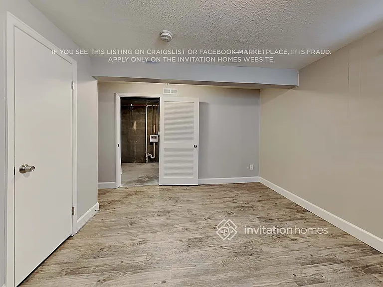 8575 Pepperridge Dr — Photo 15