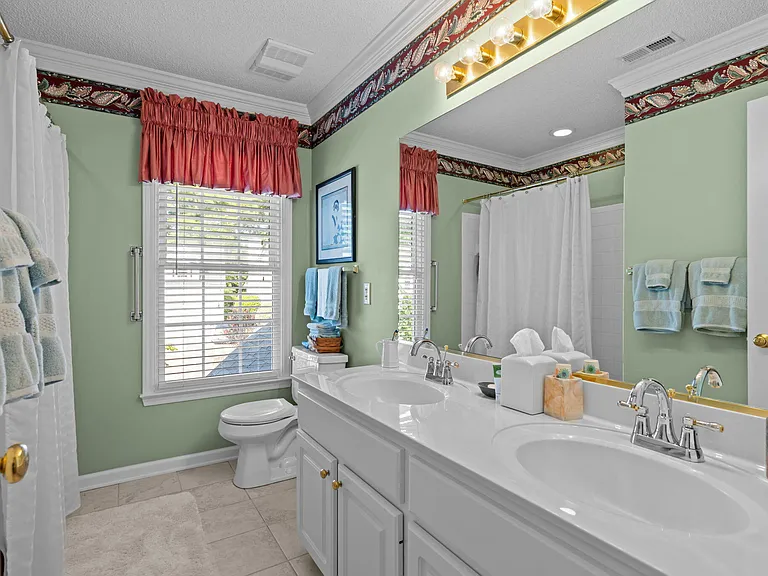 8516 Wheeling Dr — Photo 31