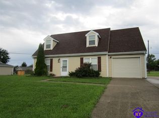 445 Wagon Wheel Trl, Radcliff, KY