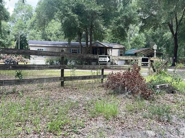 3323 NE 135th St, Anthony, FL 32617